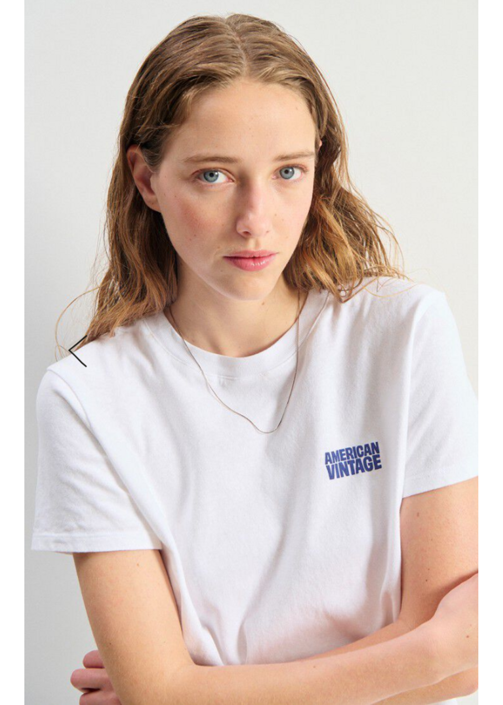 LOGO TEE