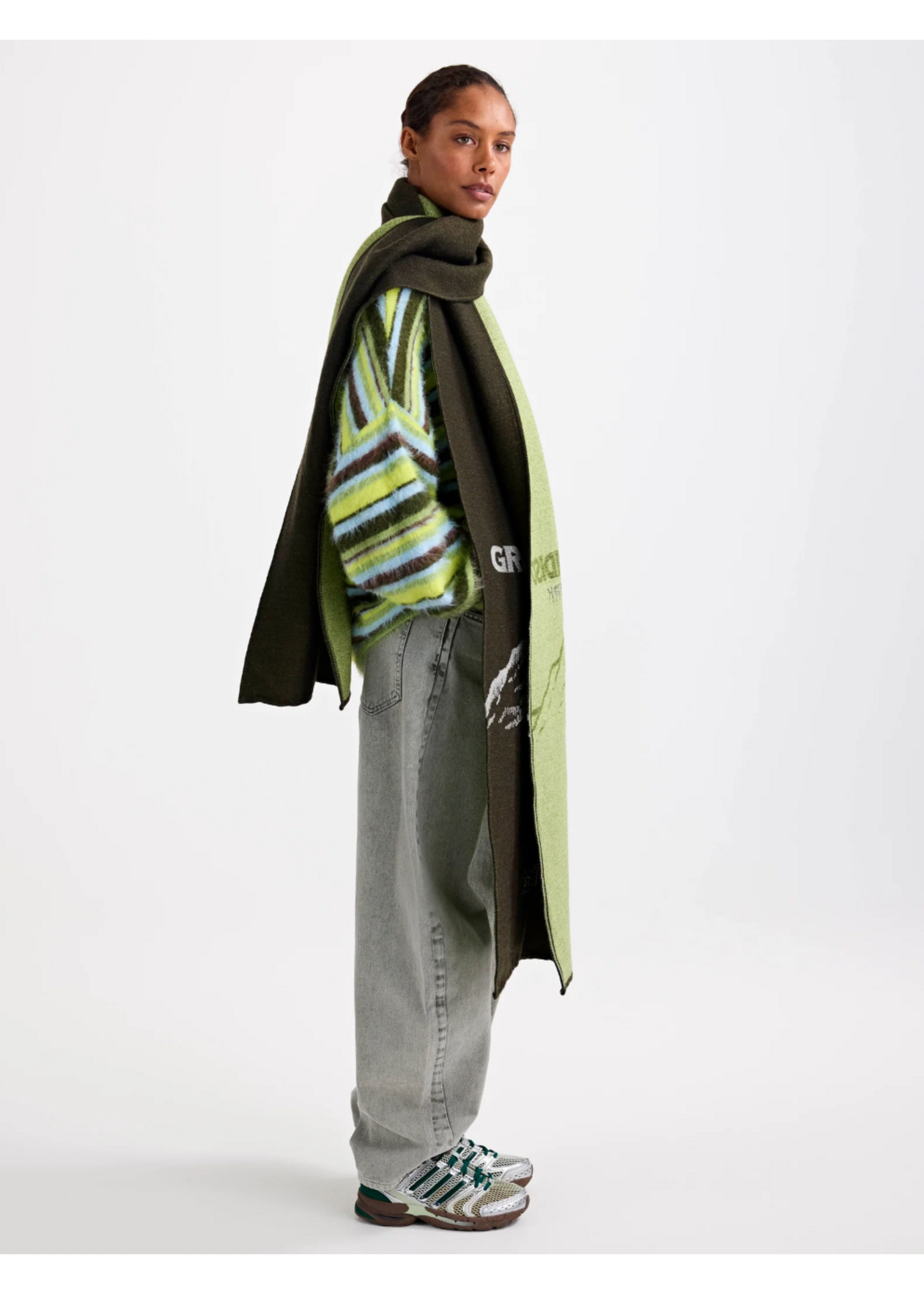 STRIPED KNIT