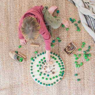 Grapat Grapat Houten speelgoed - Loose parts: Houten bomen groen, 36st. (Mandala trees)