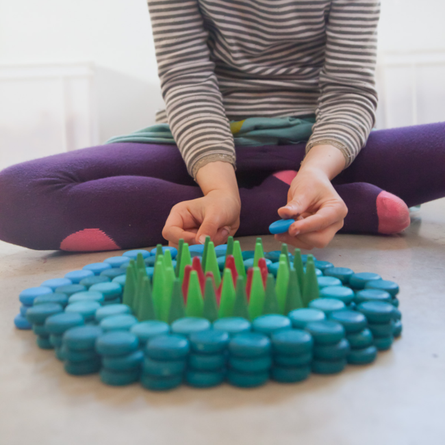 Grapat Grapat Loose parts: Houten munten blauw, 36st. (Mandala blue coins)