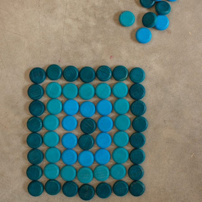Grapat Grapat Loose parts: Houten munten blauw, 36st. (Mandala blue coins)