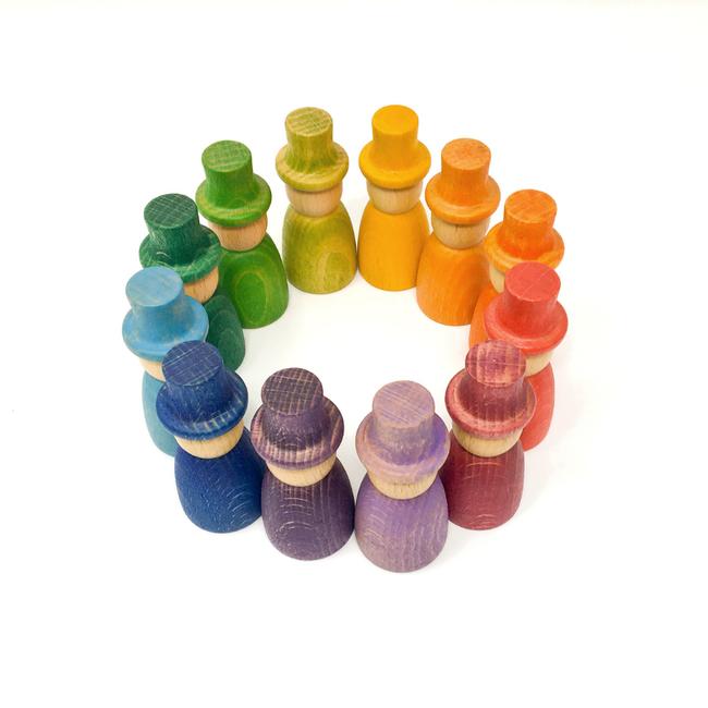 Grapat Houten tovenaars poppetjes gekleurd, 12st.  (Wizards; Nins with hat)