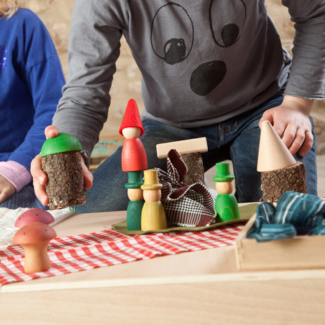 Grapat Houten poppetjes bosset (Nins in the woods)