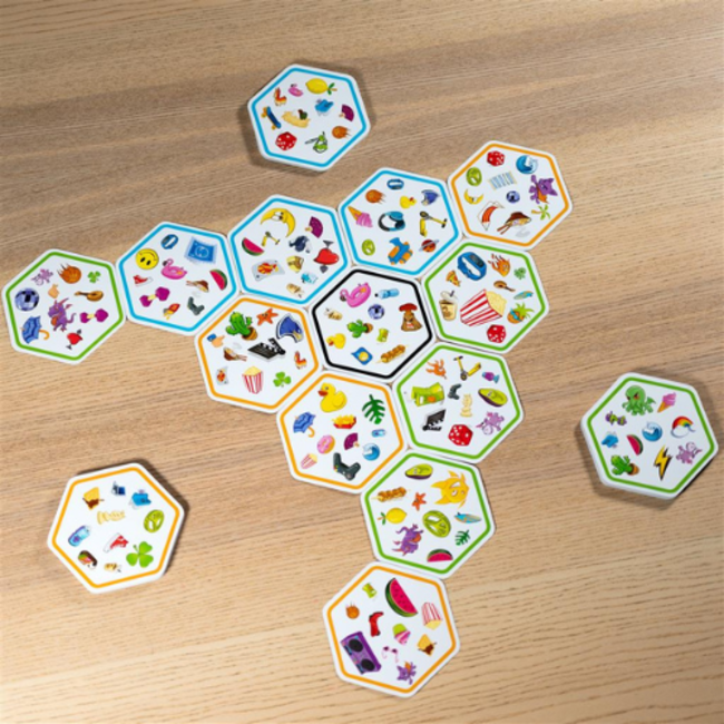 Spellen, Kaartspellen - Dobble Connect, 8+