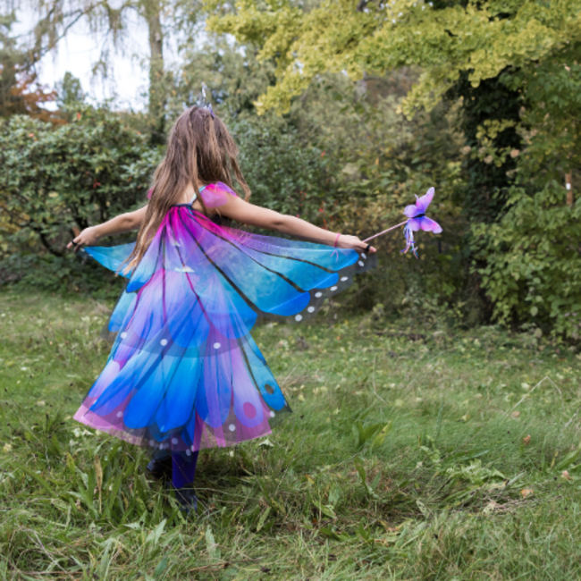 Great Pretenders Float Like a Butterfly, Wand