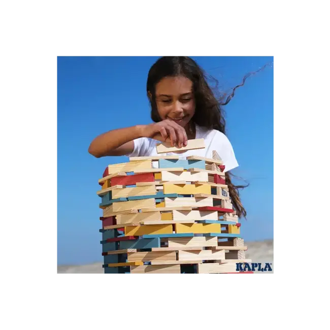 Kapla Houten speelgoed - KAPLA 200 SUMMER Bouwplankjes Zomer: 140 st. naturel + 60 st. gekleurd