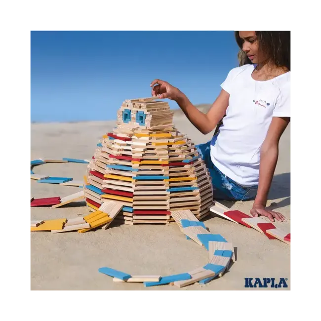 Kapla Houten speelgoed - KAPLA 200 SUMMER Bouwplankjes Zomer: 140 st. naturel + 60 st. gekleurd