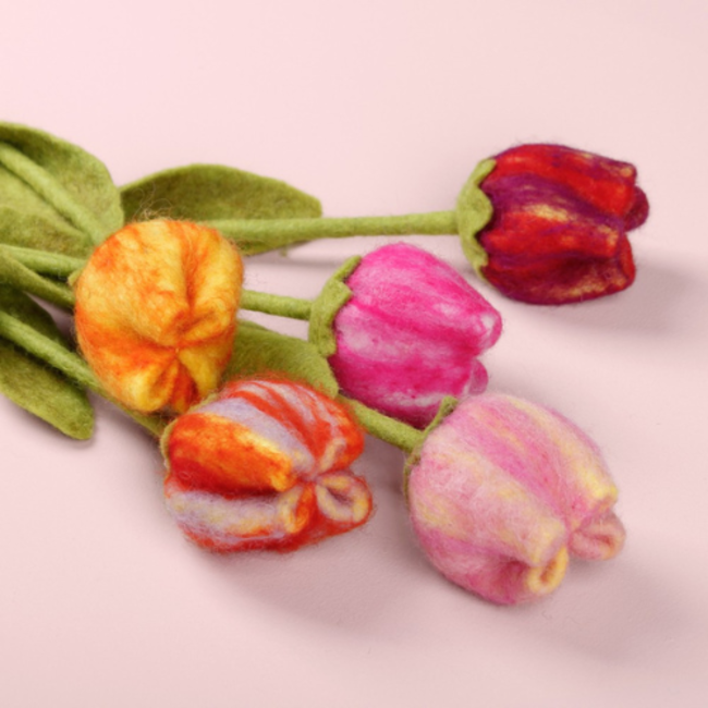 Sjaal met Verhaal Vilten Bloemen - Tulp