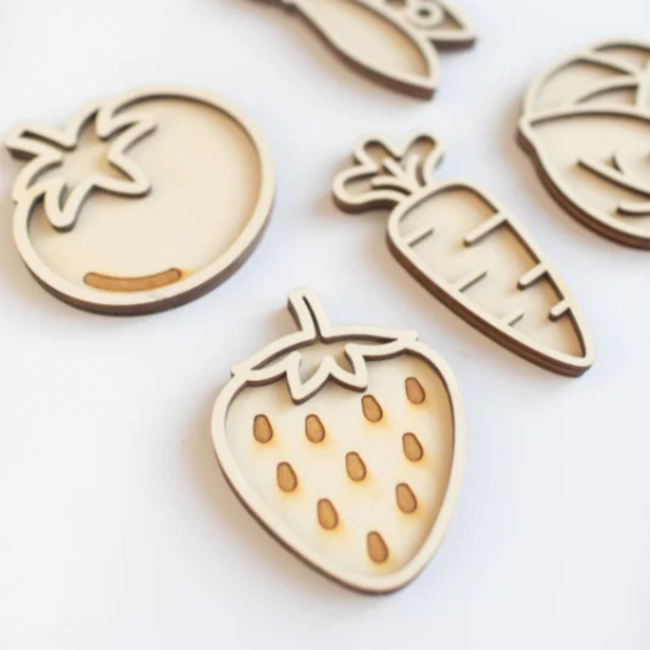 Studio de Rijk Studio de Rijk, Houten speeltray (vulvorm) - Moestuin groentes