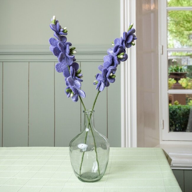 Sjaal met Verhaal Vilten Bloemen - Ridderspoor