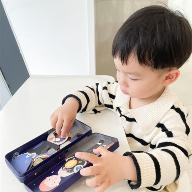 MierEdu Speelgoed, Magneetdoosje - Ruimtevaarders