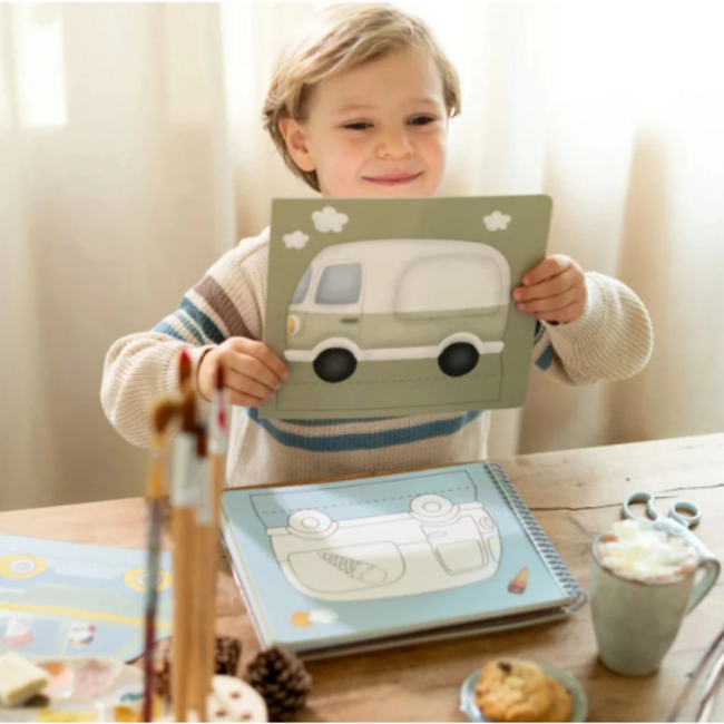 Little Dutch Jim's garage cut & play boek