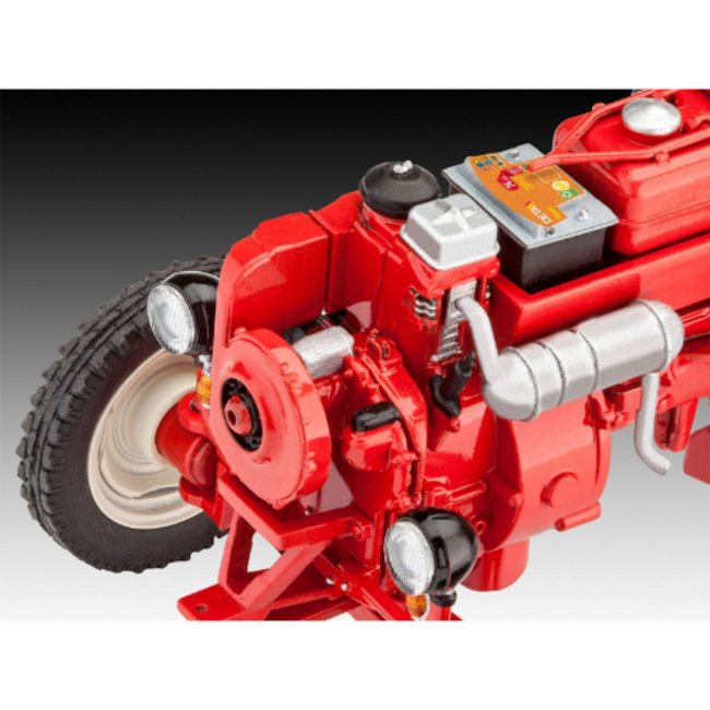 Revell Porsche Junior 108 - Farming Simulator Edition, 1:24