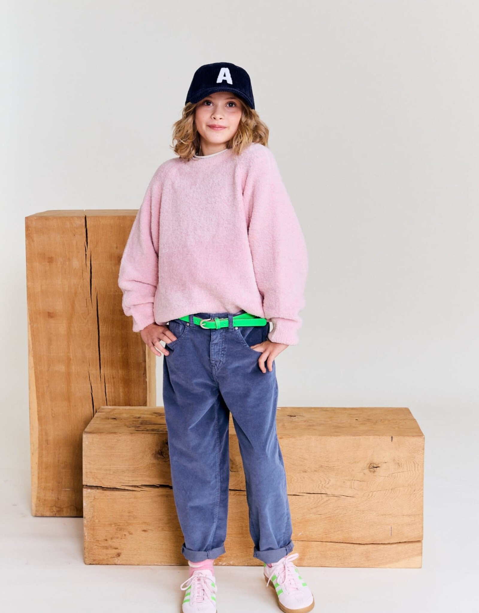 AMERICAN OUTFITTERS Ao76 Betty c-neck