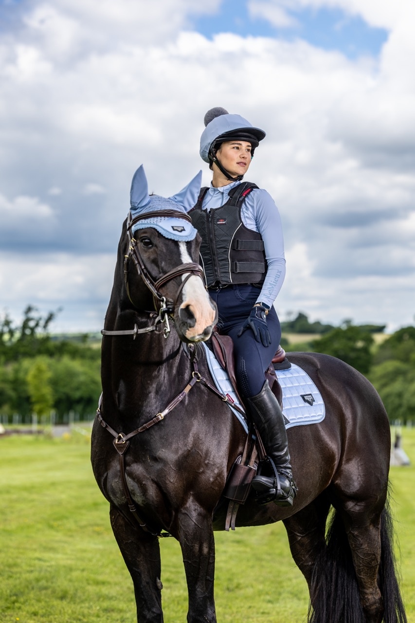 Loire Saddle Pad Mist Ruitersport Maddelin