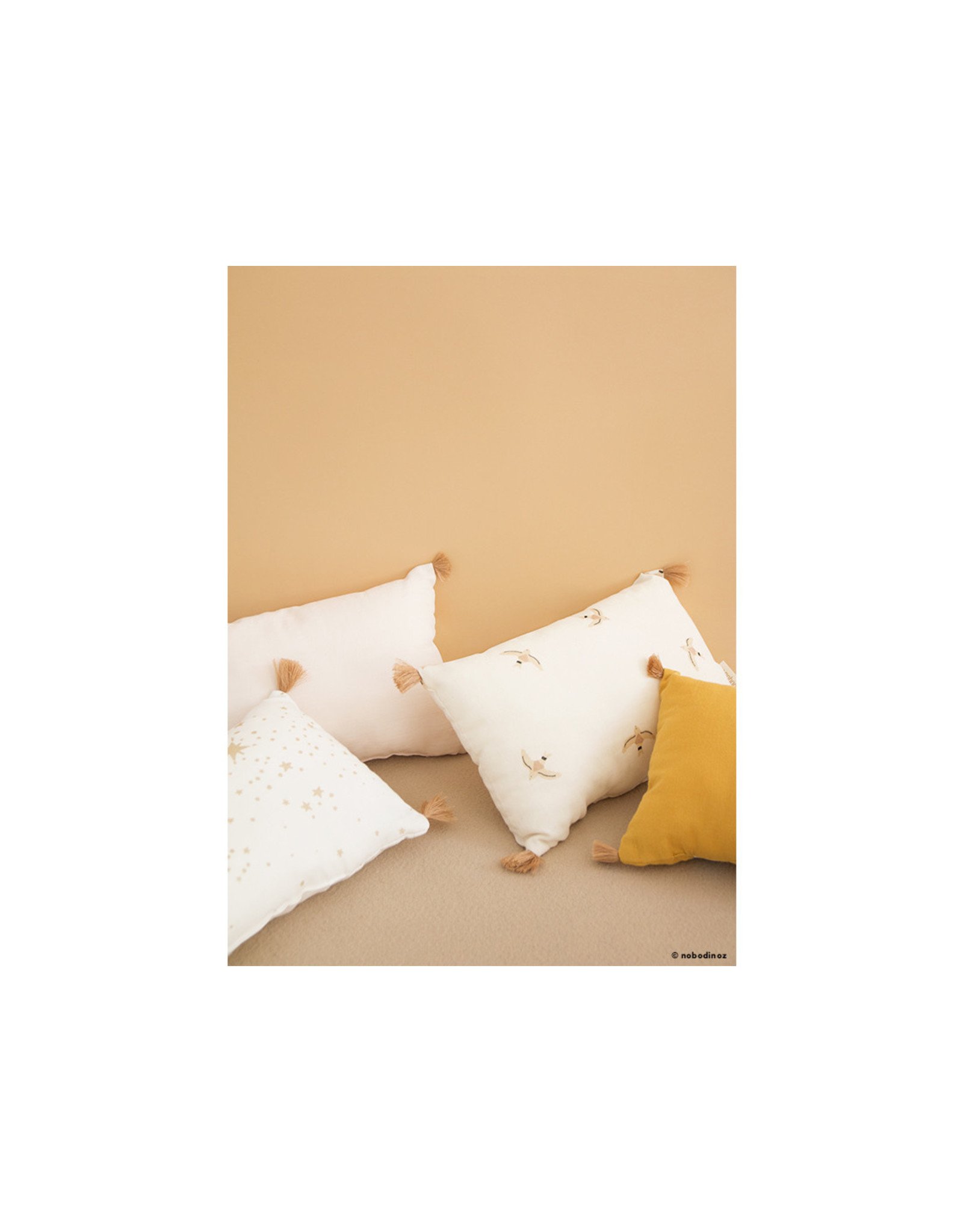 nobodinoz Sublim cushion/coussin Gold Stella Natural