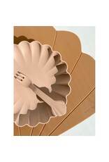 Konges Slojd Set de table coquillage en silicone  - Terra cotta