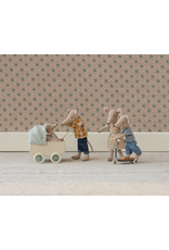 MAILEG Landau incluant un bébé souris - menthe