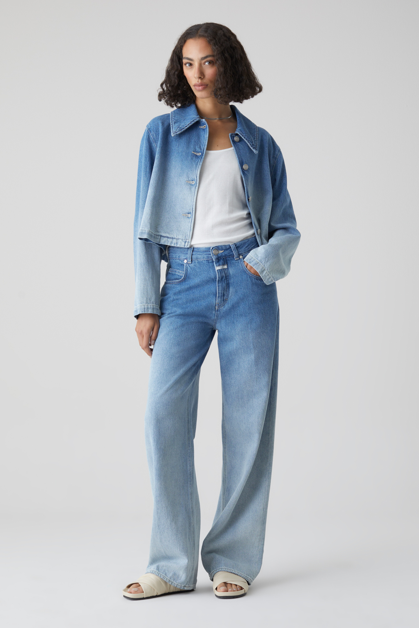 Closed Cropped Jacket mid blue - RIVS