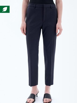 Filippa K Filippa K Emma Cropped Cool Wool Trousers dark navy Filippa K Filippa K Emma Cropped Cool Wool Trousers dark navy
