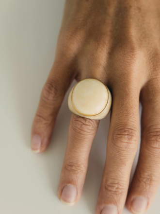 ADORN ADORN Big Moon Ring natural bone ADORN ADORN Big Moon Ring natural bone
