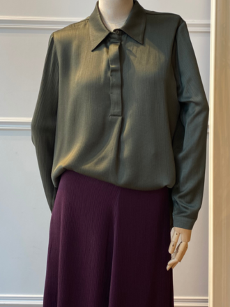 La Salle La Salle V-Neck Loose Fit Top green La Salle La Salle V-Neck Loose Fit Top green