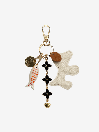 Hand Made By Iris Tashanger Dog Cleef ecru