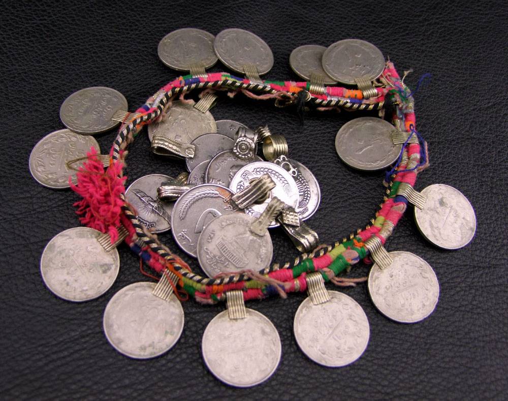 25 pcs extra large Tribal coins - also 1 pc or 10 pcs available