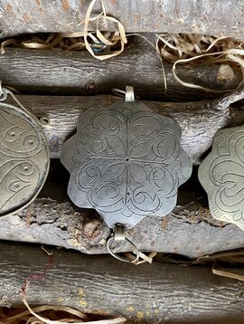 Tribal disc pendant, 3 pcs