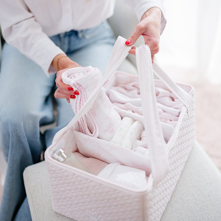 Draagbare verzorgingsmand First Linen roze-2