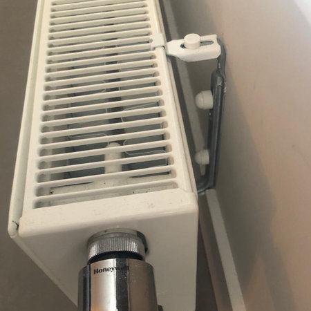 Set Rofix J-beugels voor radiatoren van 200mm hoog