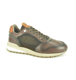 Ambitious Sneaker Ambitious