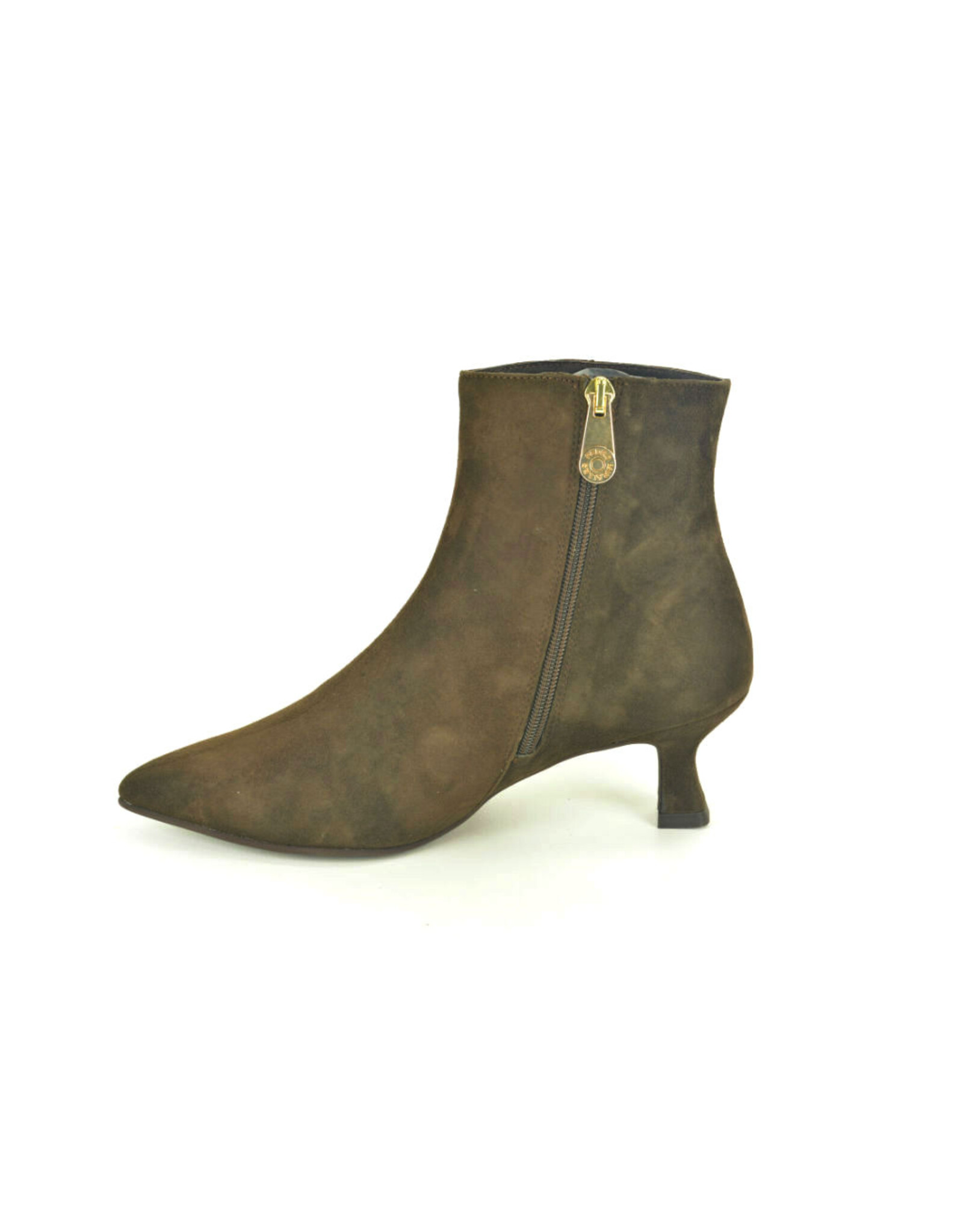 Pedro Miralles 16308 bruin