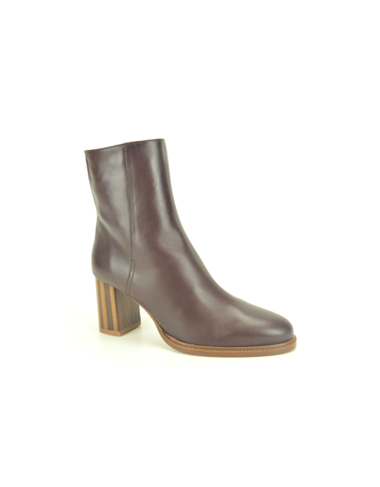 Zinda 16390 bruin