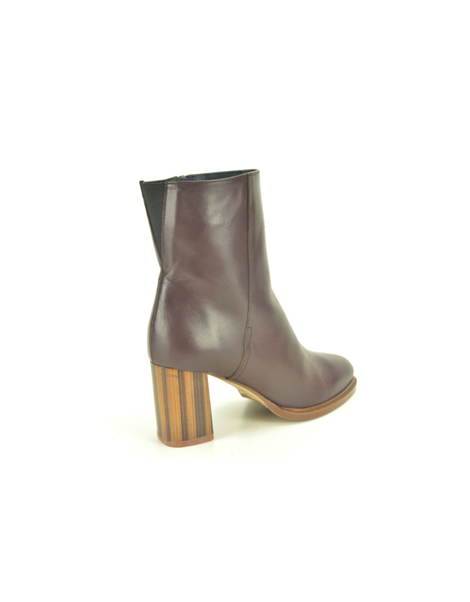 Zinda 16390 bruin