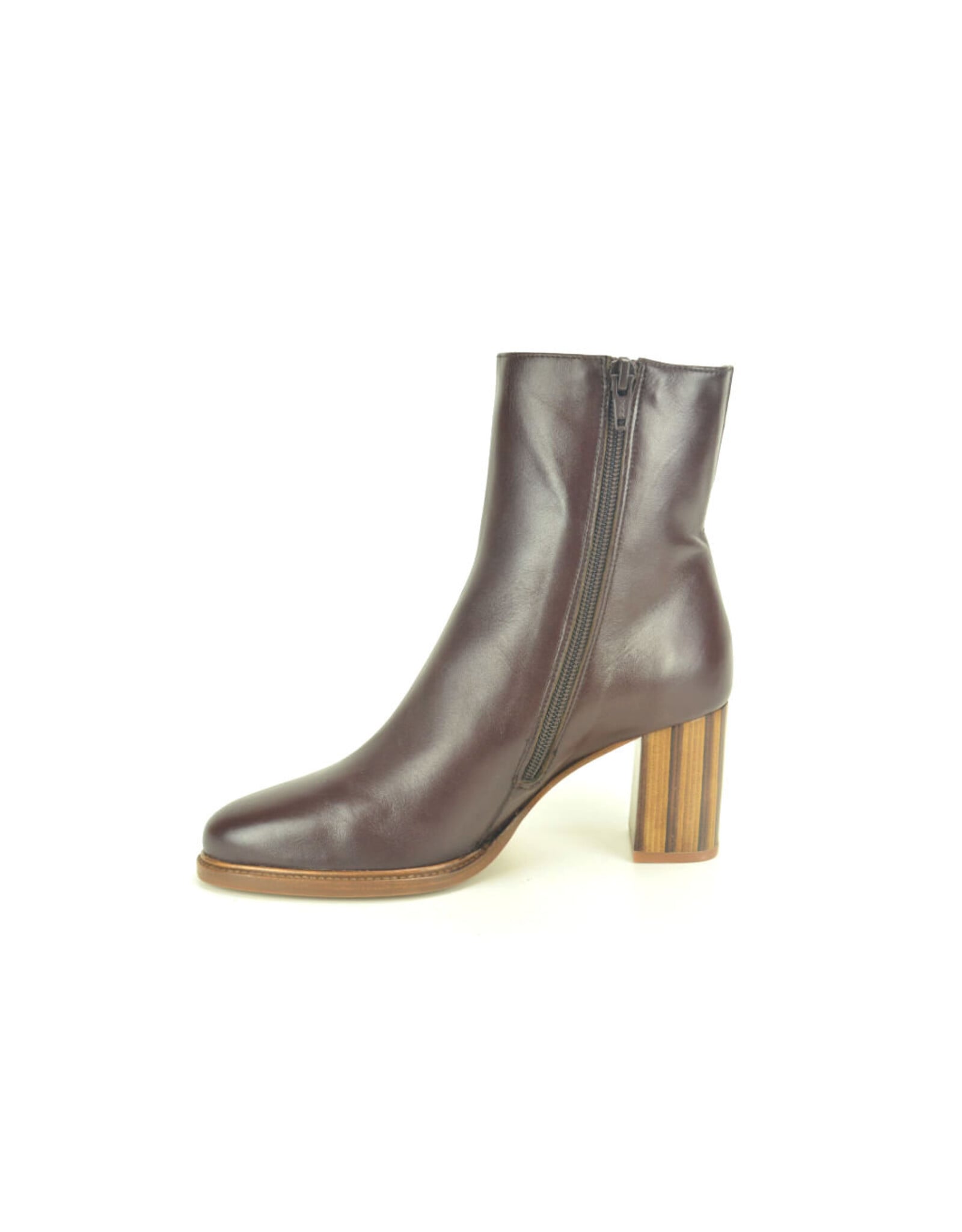 Zinda 16390 bruin
