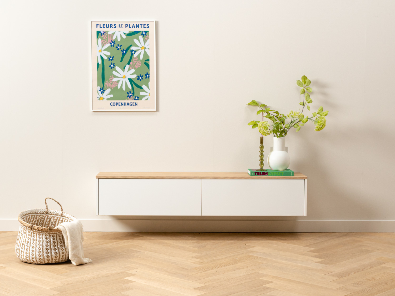 Op en neer gaan lokaal Jachtluipaard Zwevend Tv meubel met 2 kleppen wit en eiken blad - Style serie - Grootste  collectie Tv meubels op maat | Tv-meubels.nl