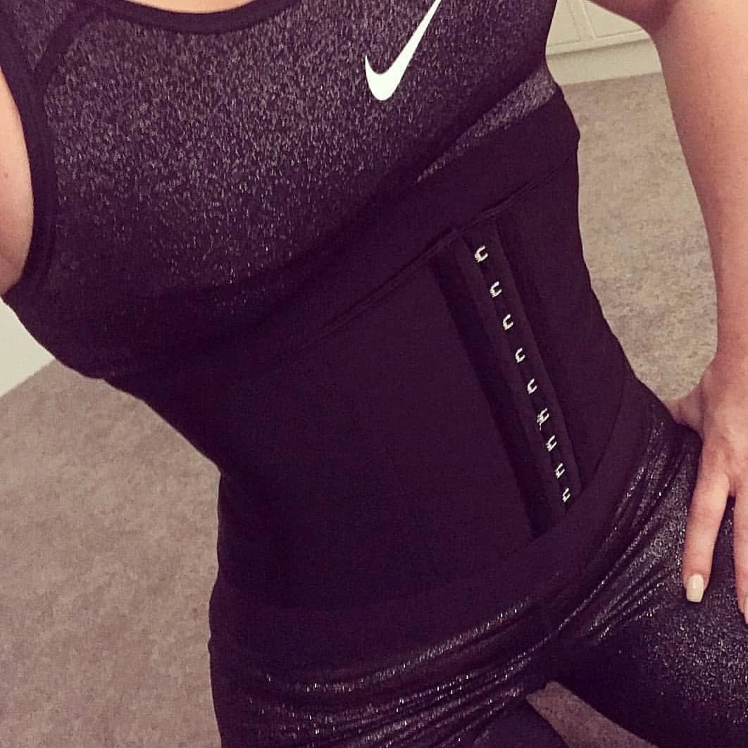 Latex Sport Waist Trainer (Kort model) FABCHIQ