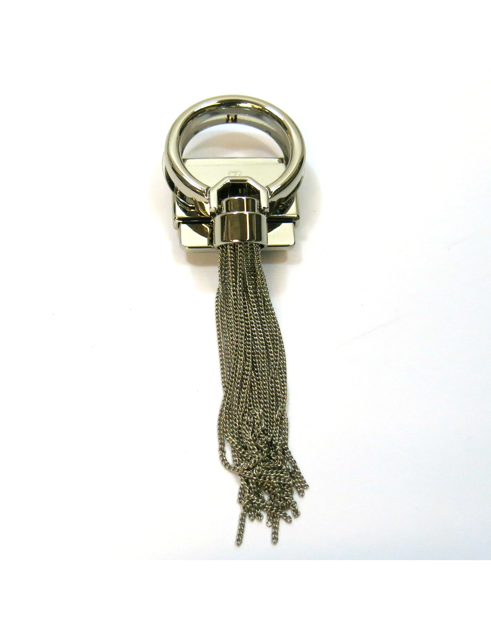 Purse/bag lock with metal tassel