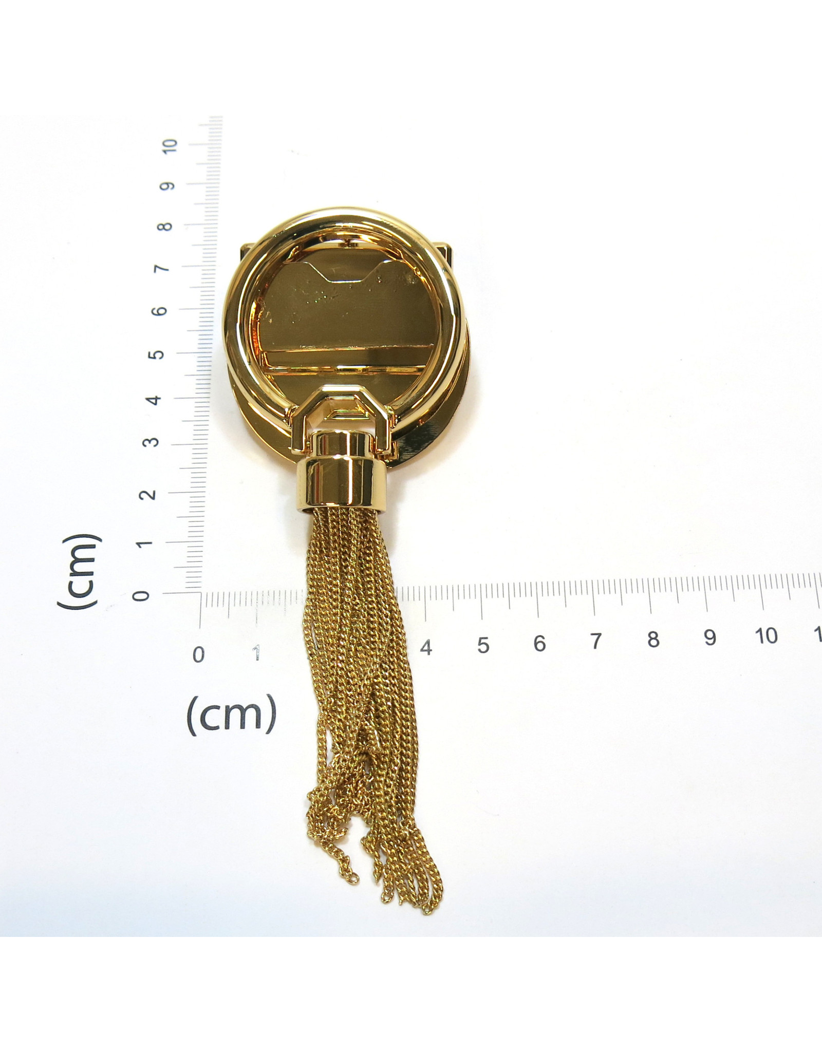 Purse/bag lock with metal tassel