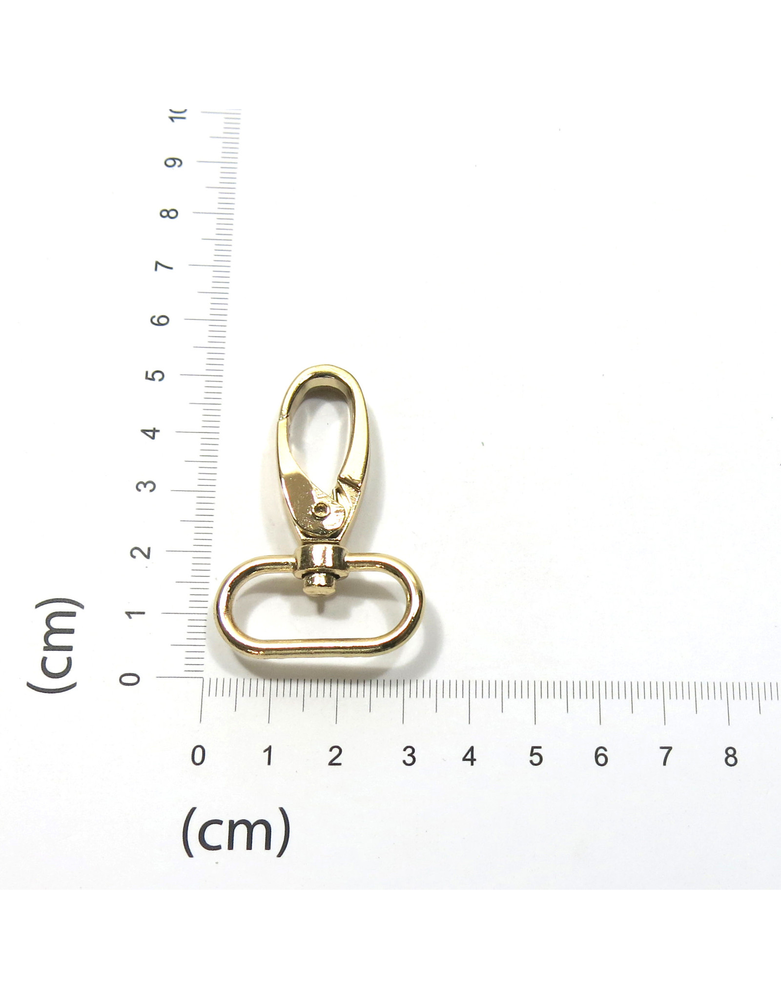 Swivel snap hook