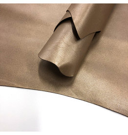 Pearly light bronze voering geit