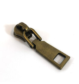 Zipper pull bronze