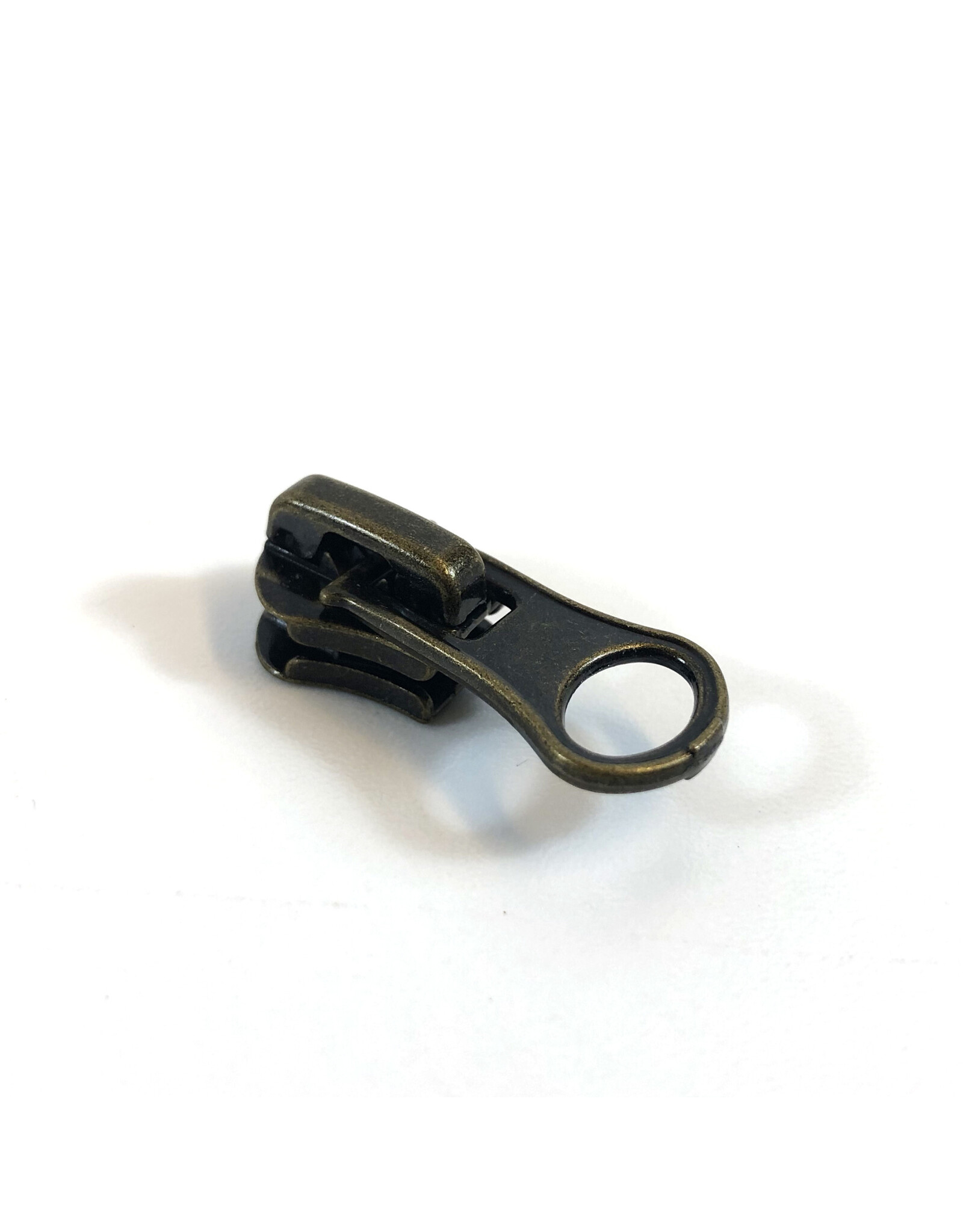 Zipper pull bronze