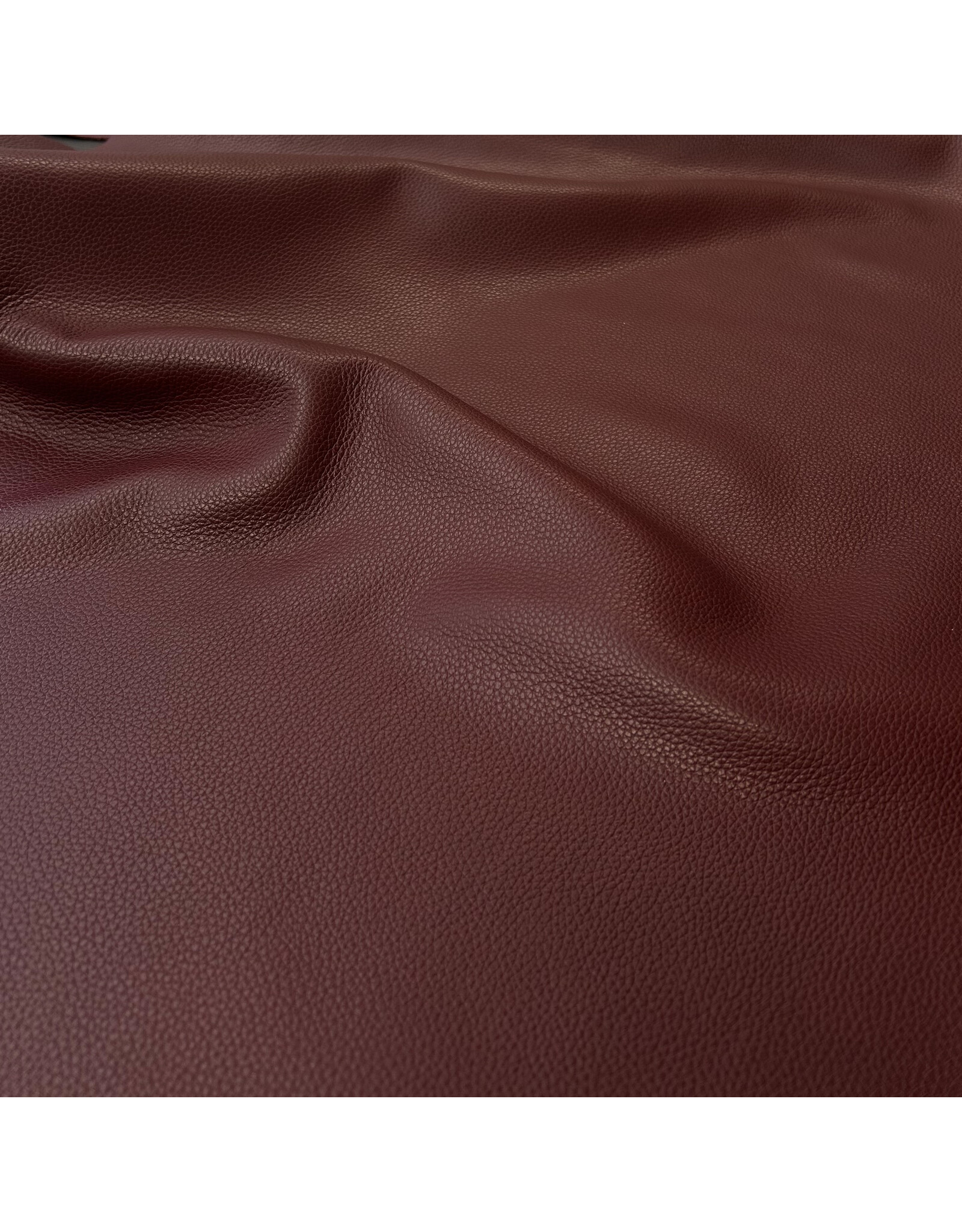 Grained cow leather Bordo