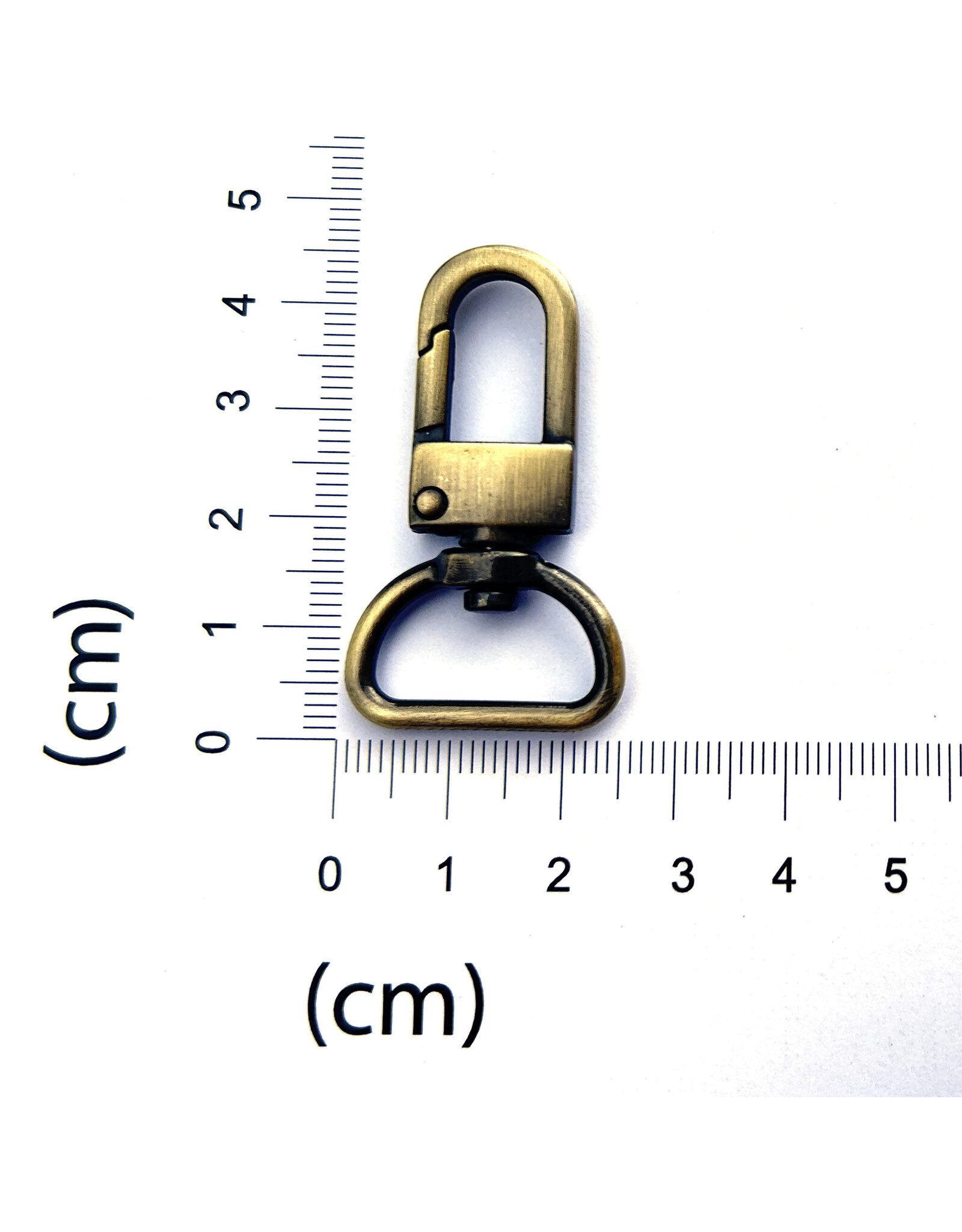 Swivel snap hook