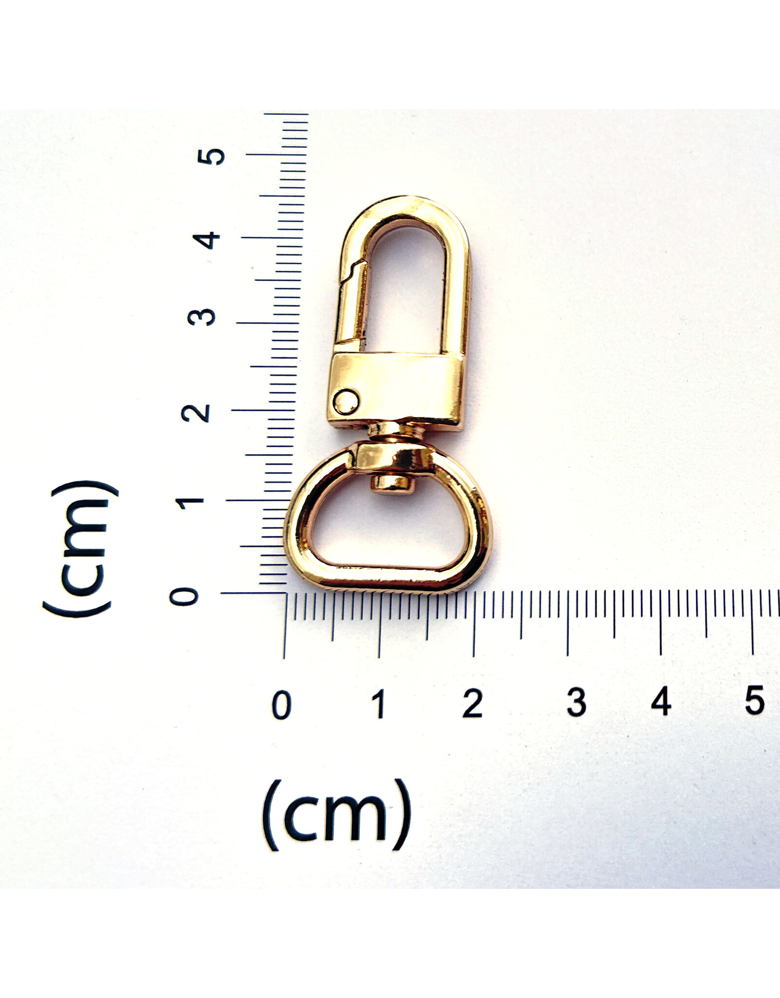 Swivel snap hook