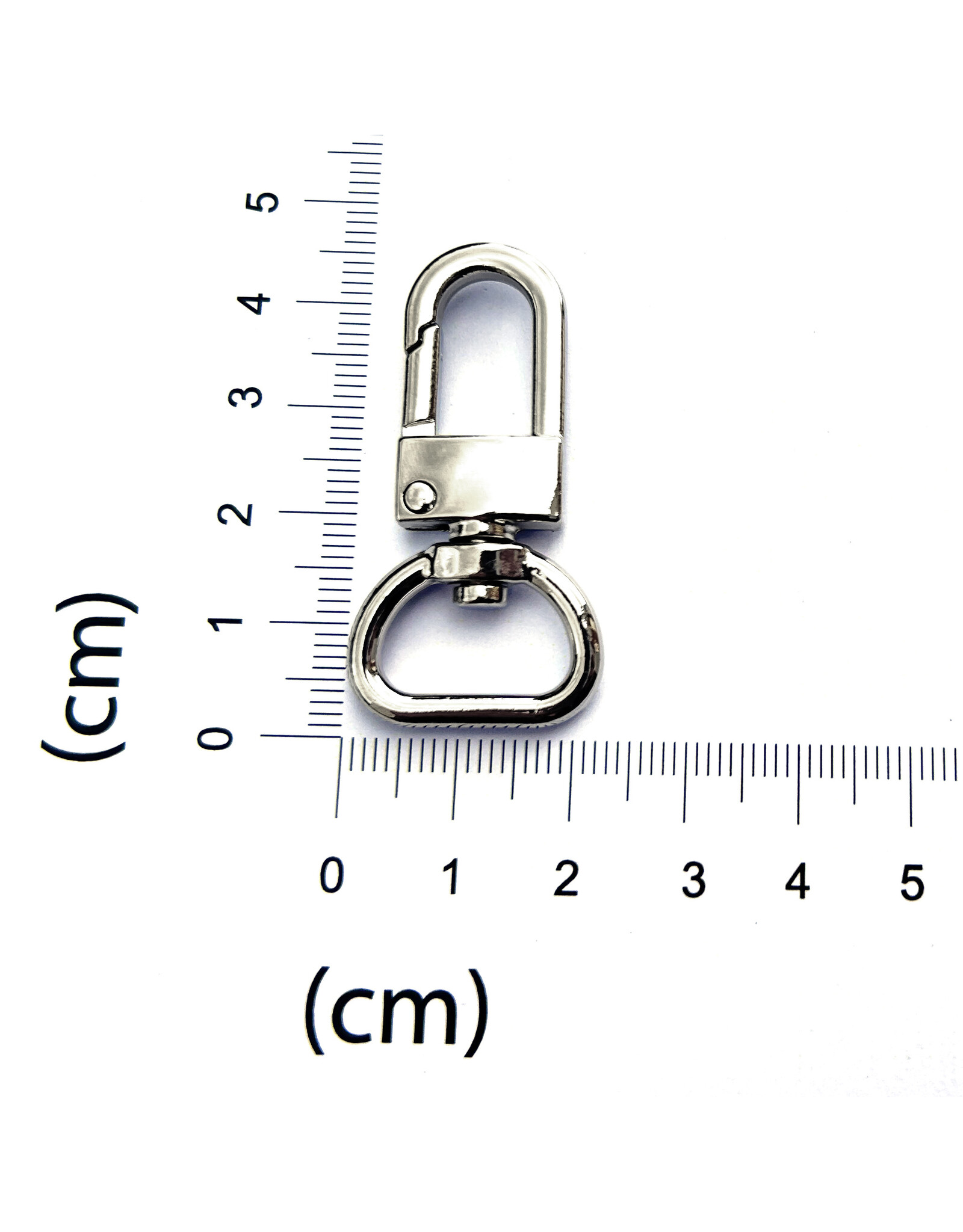 Swivel snap hook