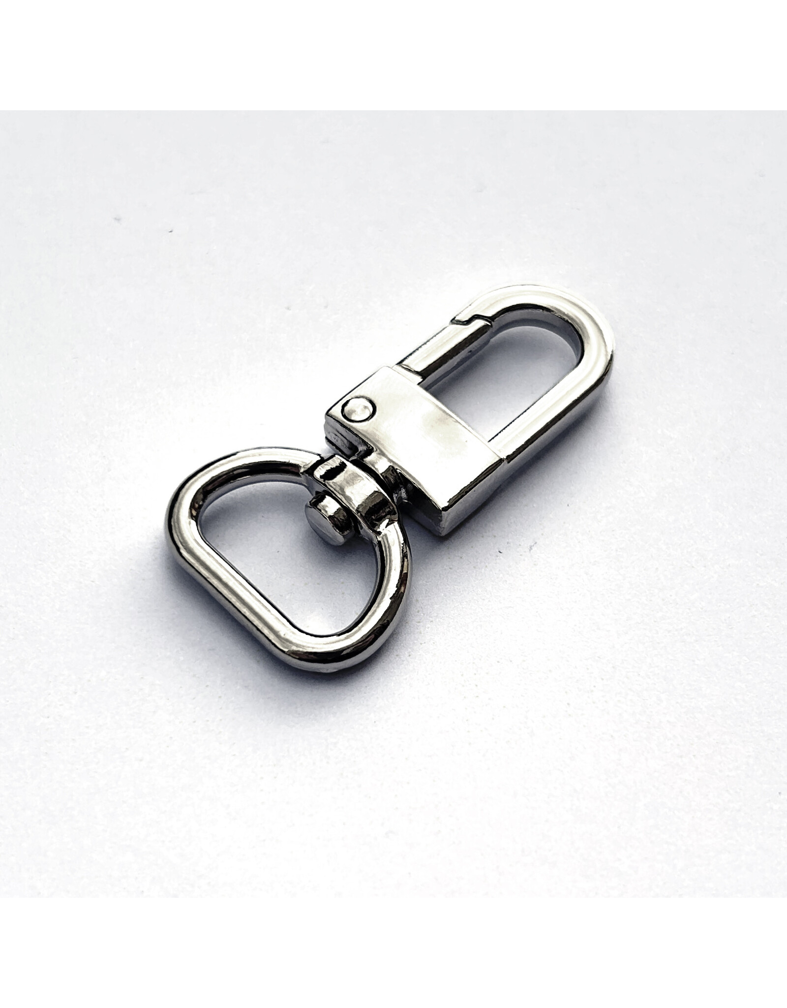 Swivel snap hook