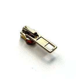 Zipper pull gold